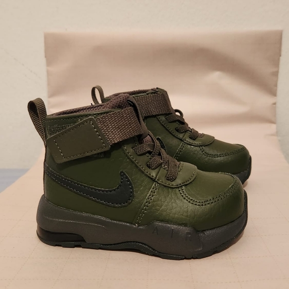 Toddler Nike Air - Picture 1 of 6